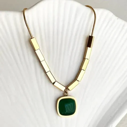 Emerald Gold Bar Necklace – Minimalist Titanium Steel with Real Gold Plating