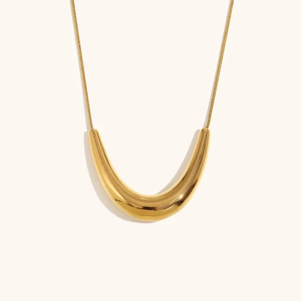 Italian Gulf Necklace – Bold & Elegant Gold Plated Statement Jewelry - Image 4
